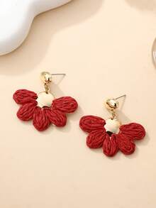 一对红色拉菲草绳编织五瓣花造型复古优雅耳环，适合旅行、野餐、婚礼、朋友聚会等场合佩戴。 - 紅色 - 查看 10
