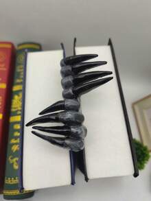1pc Devil's Hand Bookmark, Halloween Claw Bookmark, Horror Claw Bookmark, Resin Craft, Book Decor, Suitable For Halloween, April Fools' Day, Horror Party, Back To School Season - Claw Bookmark - View 7