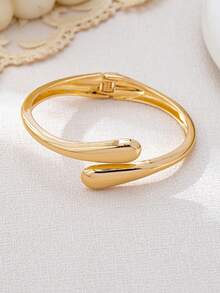 3pcs/Set Fashion Minimalist Gold-Tone Asymmetrical Water Drop Thick Textured Bangle Bracelet Set, Suitable For Women, Chunky Smooth Matte Heavy Metal & Zinc Alloy Material Bracelet Set, Valentine's Day Gift - Yellow Gold - View 8