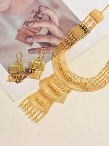 Bộ 3 món kiểu Ả Rập cổ điển với họa tiết hình học rỗng, gồm dây chuyền và bông tai tua rua, thích hợp cho phụ nữ dự tiệc, đám cưới. - Vàng - Xem 3