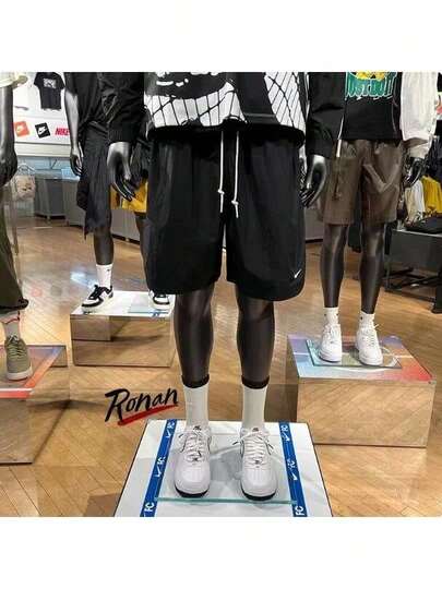 Nike 男士速干短裤，小号Logo，透气梭织面料，夏季及膝短裤