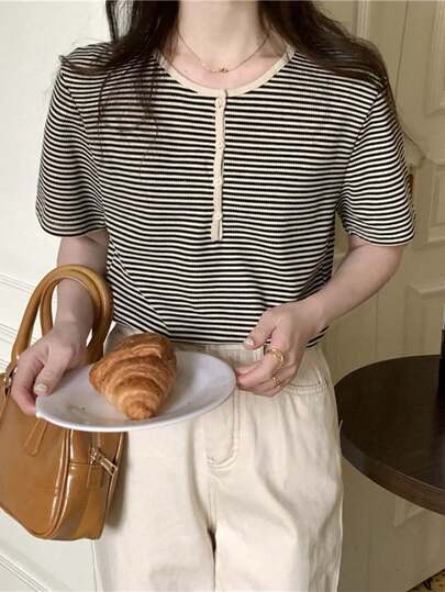 女士条纹印花圆领短袖休闲T恤，夏季