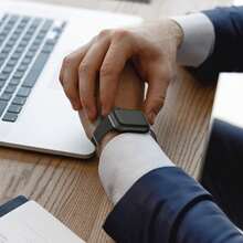 Compatible With Apple Watch Band 38mm 40mm 41mm 42mm 44mm 45mm 46mm 49mm Women Men, Stainless Steel Mesh Loop Magnetic Clasp Replacement For Apple Watch Series 11 10 9 8 7 6 5 4 SE3 SE2 Ultra 3 - 42(S3)/44/45/46/49mm - View 4