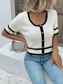 Áo thun dệt kim thời trang nữ thanh lịch, kiểu dáng thường ngày, tay ngắn, cài nút, phối màu tương phản, dáng ôm, tối giản phong cách cổ điển, thích hợp cho mùa tựu trường, mùa thu, phong cách đường phố thu đông, cũng phù hợp cho các dịp Giáng sinh, Lễ Tạ ơn và Năm mới. - Màu be - Xem 4