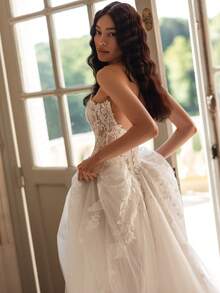 Romantic Strapless Sweetheart 3D Floral Illusion Lace Tulle Gown With High Slit & Train, Wedding Dresses For Bride, Elegant And Comfortable, Includes Plus Sizes, Bridal Gown, Formal Dresses For Women, Suitable For Wedding, Party, Vacation, Bride, Formal Occasions, Dinner Dress, Prom Dress, After-Party Dress, Homecoming Dress, Cocktail Party, Birthday Party, Celebration, Gala, Festival, Ceremony, White - 白色 - 查看 4