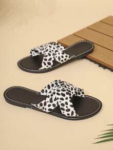 2026 Summer New Fashion Black & White Leopard Print Criss-Cross Sandals For Women, Retro Leopard Print Slides, Versatile Flat Strap Slippers, Black & White Leopard Print Sandals To Highlight Your Outfit - Black and White - View 6