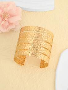 1 pieza Brazalete de estilo europeo y americano de metal hueco con apilamiento geométrico y forma ondulada abierta - Dorado - Ver 3