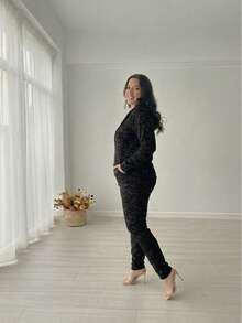 Traditional Ribbed Wool Set For Women - Black - View 3