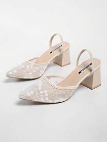 Nuevos zuecos de tacón alto estilo chino en color blanco, sandalias convertibles con punta puntiaguda y bordado de encaje para mujeres - Beis - Ver 2