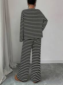 女士黑白条纹露肩长袖T恤和松紧腰条纹裤两件套，休闲、通勤、度假、波西米亚风春季套装 - 黑白 - 查看 4