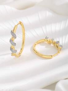 一对时尚18K镀金铜锆石装饰耳环，适合女士日常佩戴 - 金色 - 查看 3