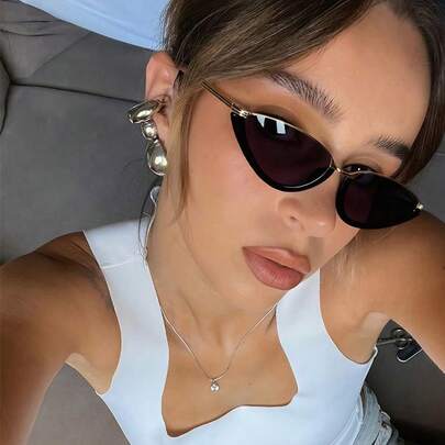 1 Pair Women's Metal Cat Eye Frame Fashionable Elegant Fashion Glasses