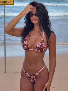 女士泳装比基尼，可爱芙蓉花条纹印花，度假比基尼，热带花卉印花，双面可穿的夏季度假套装，沙滩装，花园婚礼宾客装，优雅音乐节都市海滩波西米亚风2023春夏沙滩度假装 - 咖啡粉 - 查看 2