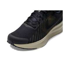 NIKE RUN DEFY 男款輕量運動跑步鞋 透氣舒適緩震休閒鞋 HM9594 - 黑/淺卡其色 - 查看 11