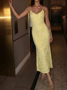 女士黄色花卉提花连衣裙 | 吊带V领修身鱼尾裙，适合夏季派对和婚礼，优雅时尚 - 黃色 - 查看 3