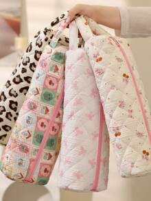 1个花卉蝴蝶结绗缝吹风机收纳袋，豹纹卷发棒整理袋，旅行便携式美发工具袋，适用于卷发棒、吹风机、直发器、发夹，防尘大容量卷发棒和直发器保护套，适用于居家、健身、度假和商务旅行的洗漱包、旅行洗漱包、沐浴包、防水袋，女士旅行必备收纳袋，邮轮旅行必备，度假必备，旅行用品 - 彩色 - 查看 3