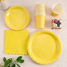 Yellow Flower Petal Disposable Tableware Set, Including 7/9 Inch Paper Plates, Paper Cups, Paper Napkins, Suitable For Birthday Party, Holiday Party, Picnic, Celebration, Wedding Tea Party, Graduation Ceremony Disposable Party Supplies - Yellow - View 5