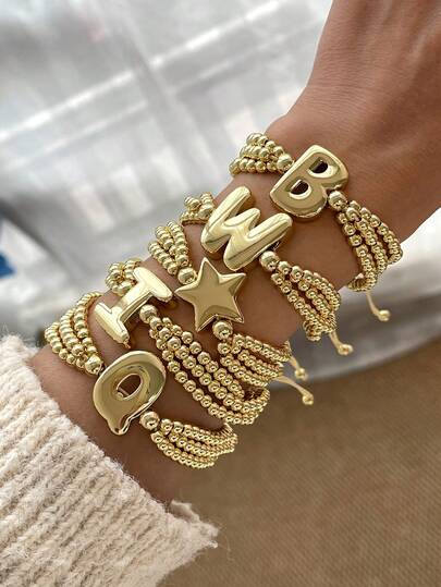 1 pieza Pulsera elegante y exquisita de diseño de declaración de lujo ligero de cobre con 26 letras multicapa trenzada, para mujeres, hermanas, parejas, regalo de joyería, perfecto para citas diarias, Día de San Valentín, Día de la Madre, fiestas, regalos festivos, vacaciones de verano en la playa, tamaño ajustable