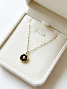 1pc Minimalist Elegant Black & Gold Asymmetrical Round Pendant Necklace, Lightweight Fine Chain Versatile For Daily Commute Or Casual Wear - Black Gold - View 5