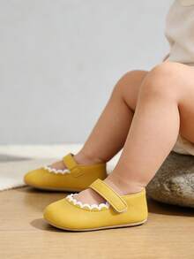 Infant Girls' Mary Jane Flat Shoes, Yellow Lace Trim Soft Sole Princess Toddler Crib Shoes, Wedding Dress Shoes - Yellow - View 4
