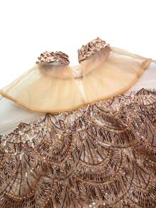 Đầm dạ hội dài tay cổ tàu bằng satin đính đá thủ công hiệu SUPGIR dành cho nữ, thích hợp cho lễ Eid. - Rượu sâm banh - Xem 9