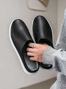 New Arrival Men's Versatile Slip-On Loafers, Minimalist Flat Outdoor Casual Moccasins - Black - View 2