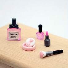 1 Set de Miniatura de Maquillaje para Casa de Muñecas que incluye Lápiz Labial, Perfume, Borla de Polvo, Esmalte de Uñas, Brochas de Maquillaje, Decoración de Juguete, Accesorios de Micro Escena, Adecuado para Decoración de Habitación, Decoración de Sala de Estar, Decoración de Escritorio, Decoración de Baño, Decoración del Hogar, Oficina, Dormitorio, Regalo Personalizado, Regalo Pequeño Delicado, Adecuado para Regalar a Familiares, Amigos, Novia en Días Festivos - A - Ver 7
