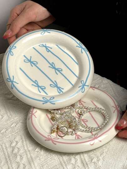 1pc Nordic Style Ceramic Bow Jewelry Tray, Accessory Tray, Storage Tray, Home Decor, Cosmetic Organizer, Elegant Ring, Necklace, Bracelet, Earring And Pendant Holder, Jewelry Box, High-Quality Home Ring And Necklace Storage Tray, Key And Small Item Organizer Tray, Home Decor, Beauty Display Tray, Holiday Gift, Birthday Blessing
