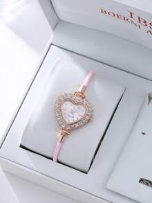 一套优雅的石英手表和珠宝配饰套装，包括一款时尚的圆形女士腕表和一条镶钻手链。 - 彩色 - 查看 7