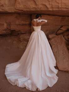 Dramatic Strapless Corset Satin Ballgown Wedding Dress With Structured Puff Skirt, Train, Wedding Dresses For Bride, Elegant And Comfortable, Includes Plus Sizes, Bridal Gown, Formal Dresses For Women, Suitable For Wedding, Party, After-Party Dress, Cocktail Party, Bride, Formal Occasions, Dinner Dress, Prom Dress, Birthday Party, Celebration, Gala, Festival, Ceremony, Graduation, Homecoming Dress, Vacation, White - 白色 - 查看 4