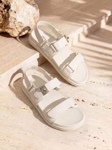 Sandalias planas cómodas de verano para mujer con punta abierta, sandalias de vestir de moda ajustables para mujer - Blanco - Ver 3