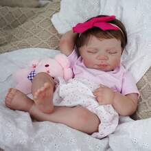 Boneca Bebê Reborn Realista de 18 Polegadas, Feita à Mão com Cabelo Enraizado, Vestindo Roupa Rosa, Corpo de Vinil Completo com Veias Visíveis, Presente Perfeito de Natal ou Aniversário - Rosa Bebê - Visão 4