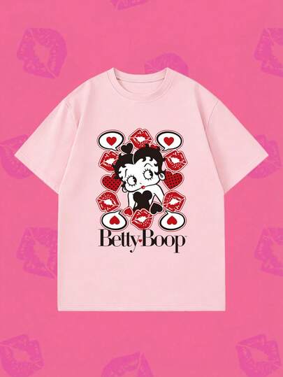 Whysmera SHEIN X Betty Boop 夏季女款短袖草莓爱心花环复古卡通图案T恤，融合甜美少女风与美式复古美学，既适合日常穿着，也适合各种场合，例如情人节约会、闺蜜下午茶、夏季购物、校园通勤、主题派对、复古市集、日常度假和节日聚会，是打造Y2K千禧一代E-Girl甜美氛围穿搭的核心单品。