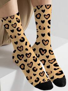 1 Pair 360 Men's Socks – Fun All-Over Print Featuring Leopard Print,Heart,Soft, Comfortable, And Highly Elastic, These Fashionable Casual Streetwear Hip-Hop 360 Socks Are Perfect As Compression Gear, Valentine's Day Socks, Or Loose Maternity Socks. - Multicolor - View 2