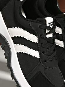 运动型厚底气垫系带软底跑步鞋，休闲运动鞋，网面厚底运动鞋 - 黑色 - 查看 6