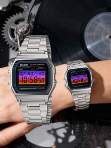 Casio 卡西欧男士石英表（DIY版，彩色卡片表盘），电池续航时间长，适合日常佩戴。具备液晶显示屏，可显示日期和星期，并带有闹钟功能。 - 銀色 - 查看 7
