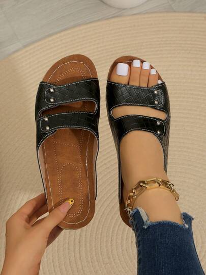 Summer New Girls' Vintage Black Woven Texture Wedge Open Toe Mules, Hollow Out Wedge Sandals With Thick Non-Slip Soft Sole, Plaid Hollow Design For Double Breathability, Comfortable Soft Lightweight Easy To Wear, Suitable For Indoor/Outdoor, Campus, Street, Casual, Fashionable Design, Beach, Swimming Party, Dual Strap Woven Vamp