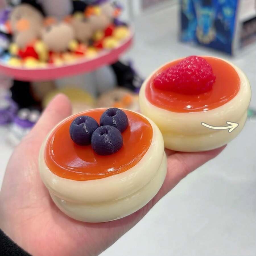 逼真食物造型慢回弹玩具 - 手工硅胶草莓、蓝莓、芒果慢回弹玩具，柔软Q弹，高回弹，逼真蛋糕面团质感，适合青少年和成人缓解学习、生活和工作压力 ...