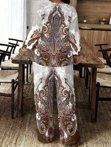 2026 New Style A Set Of Retro White-Based Pattern Woven Fabric Casual And Unconstrained Women's Plus-Size Printed Two-Piece Set For Spring, Autumn And Summer, Suitable For Valentine's Day, Home Wear, Travel, Couple Gifting And Daily Wear, White-Based Pattern Retro Style Suit - 彩色 - 查看 3