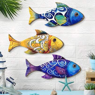 1/3Piece Wooden Fish Home Decoration, Summer Artistic Patterned Small Fish Wooden Sign Creative Decoration, Ocean-Style Fish-Shaped Decorative Pendant, Suitable For Sea View Room Wall Decoration, Outdoor Beach Decoration Pendant, Ocean-Themed Decorative Ornament.