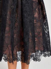 Women's New Strapless Lace Embroidery Sexy Bodycon Evening Dress - màu đen - Xem 5