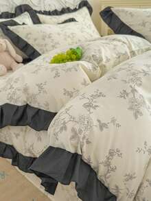 Juego de ropa de cama con volantes con estampado floral ditsy (1 funda nórdica + 2 fundas de almohada, sin relleno), suave y cómodo para dormitorio/habitación de invitados, lavable a máquina, para todas las estaciones - Blanco - Ver 6