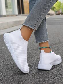 Women's Fashionable Solid Color Comfortable Breathable Slip-On Running Sneakers - White - View 3