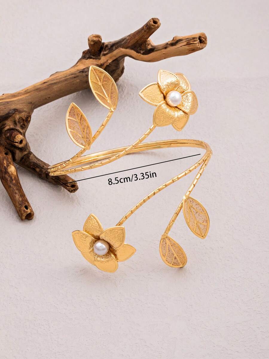 1 chiếc vòng tay nữ bằng kim loại có họa tiết hoa, phụ kiện đeo tay thanh lịch kiểu cổ điển mới. - Vàng 37 - Xem 1