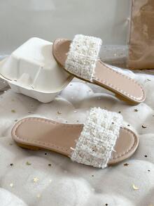 2pcs/Set Girls' White Embossed Sandals, 2026 New Arrival, White Embossed Gold Thread Woven Breathable Non-Slip Flat Luxury Style Sandals, Suitable For Daily Outings And Social Occasions - Beige - View 5