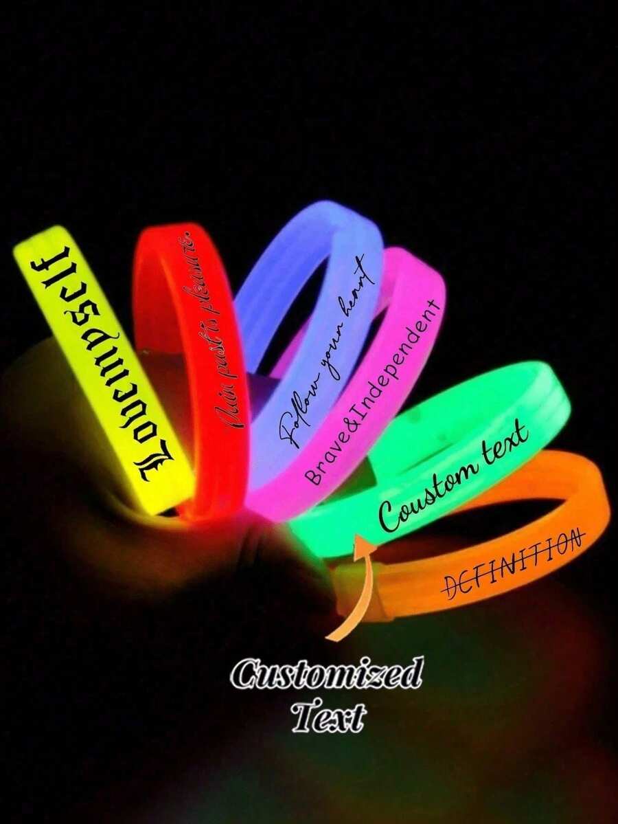 可定制硅胶发光手环，从活力橙到柔和粉，多种颜色可选，并可定制个性化文字。它们既是展现个人风格的时尚配饰，也是社交场合的独特标识。非常适合生日、成人礼、圣诞节、感恩节、万圣节、网站推广等场合，也是时尚女士手环的理想之选。 - 彩色 - 查看 1