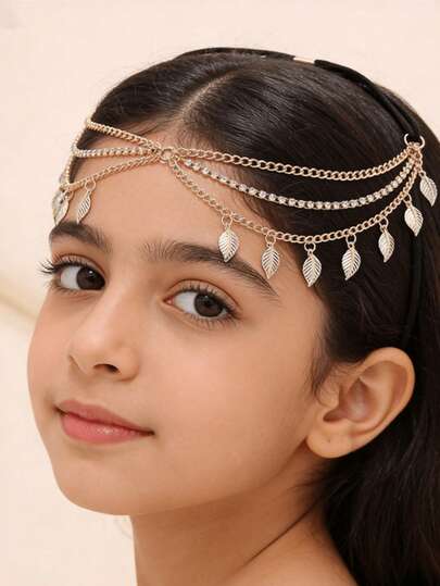 Personalized, Fashionable, And Versatile Diamond Studded Chain With Multiple Layers Of Tassels On The Leaves. Sparkling Diamond Layered Tassel Chain With Multiple Layers Of Tassel On The Leaves. Pendant Headband With Bridal Headbands And Hair Accessories