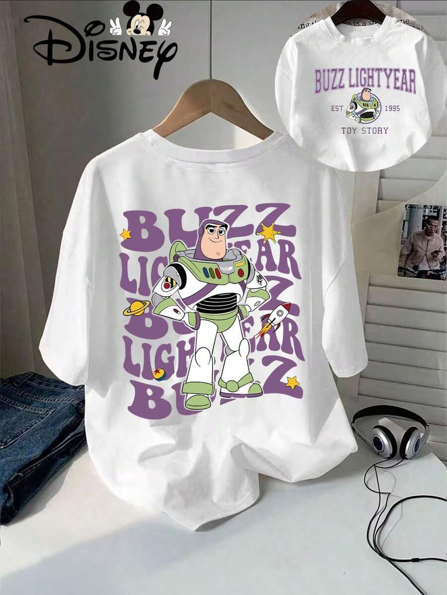 Buzz Lightyear's Cartoon Pattern Is Surrounded By Space Elements Such As Stars, Rockets And Planets. Disney's New Short-Sleeved T-Shirt Tops In Summer Are Ladies' Casual Fashion, Printed T-Shirts And Elegant Women. - 白色 - 查看 1
