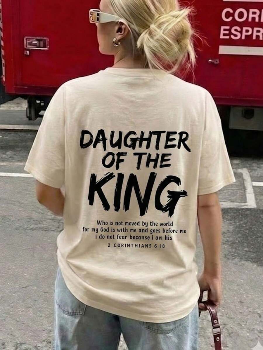 女士夏季圆领短袖T恤，印有“King's Daughter”和“Faith”英文字母，适合办公室、外出、日常、约会、派对、聚会、街头、嘉年华、音乐节、情人节、派对等休闲场合。 - 杏色 - 查看 1