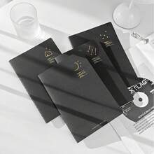 1 cuốn vở học sinh khổ B5, vở kẻ dòng tối giản họa tiết bầu trời sao, màu đen. - Nhiều màu - Xem 6